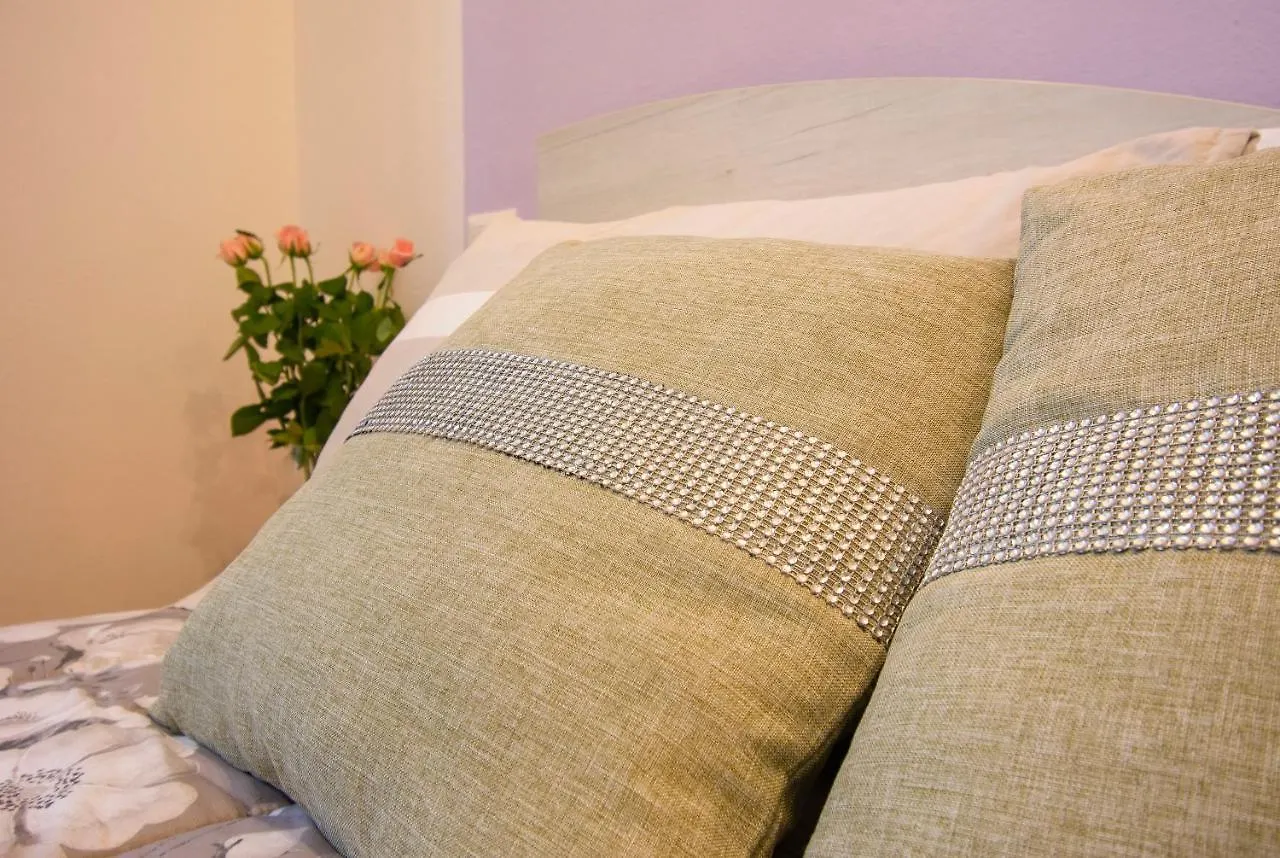 B&B Le Rose Di Gori Cristina Pistoia 0*,